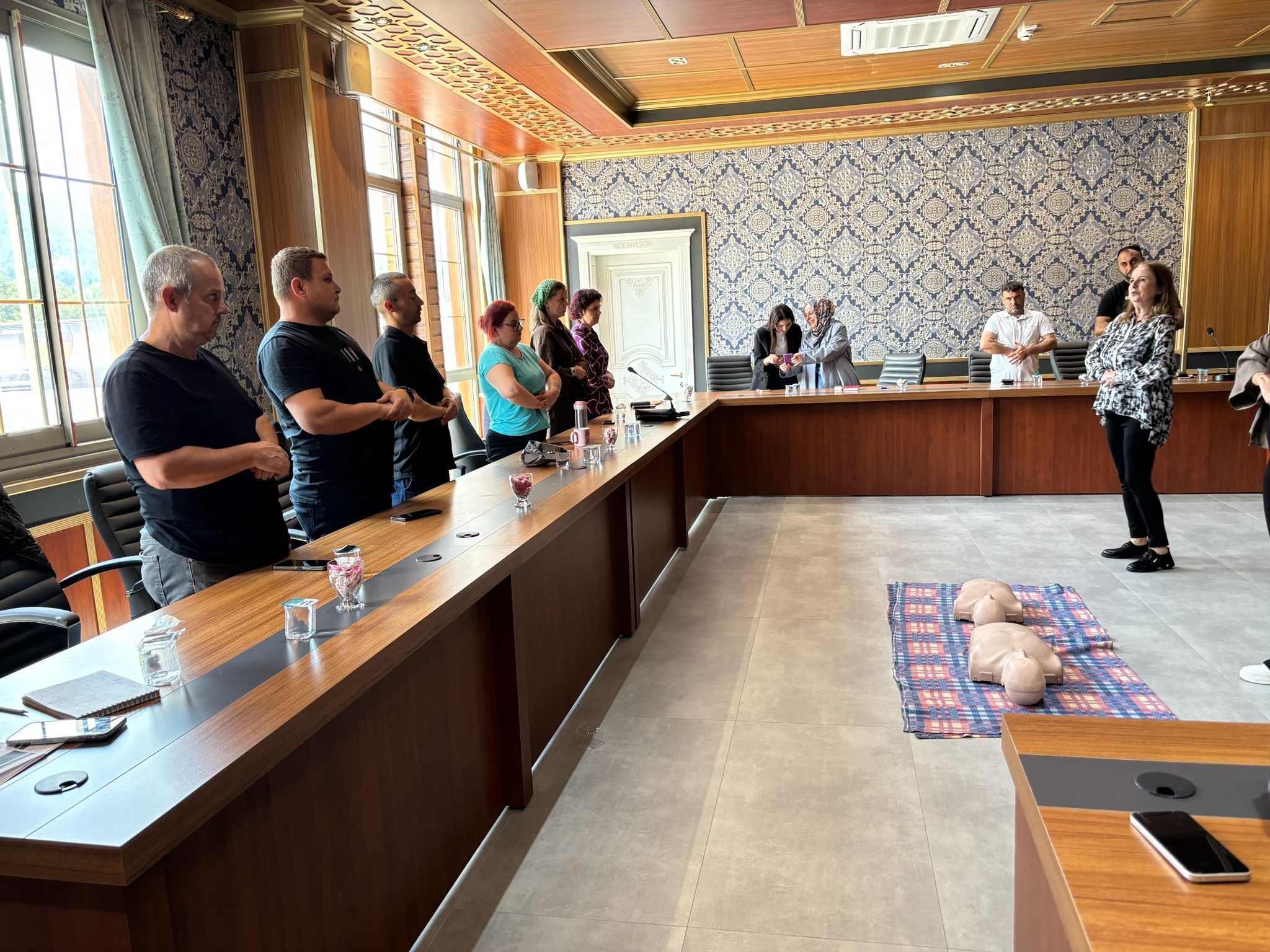Yunusemre Belediyesi Personeline Yönelik Ilkyardım Eğitimi Düzenlendi (2)