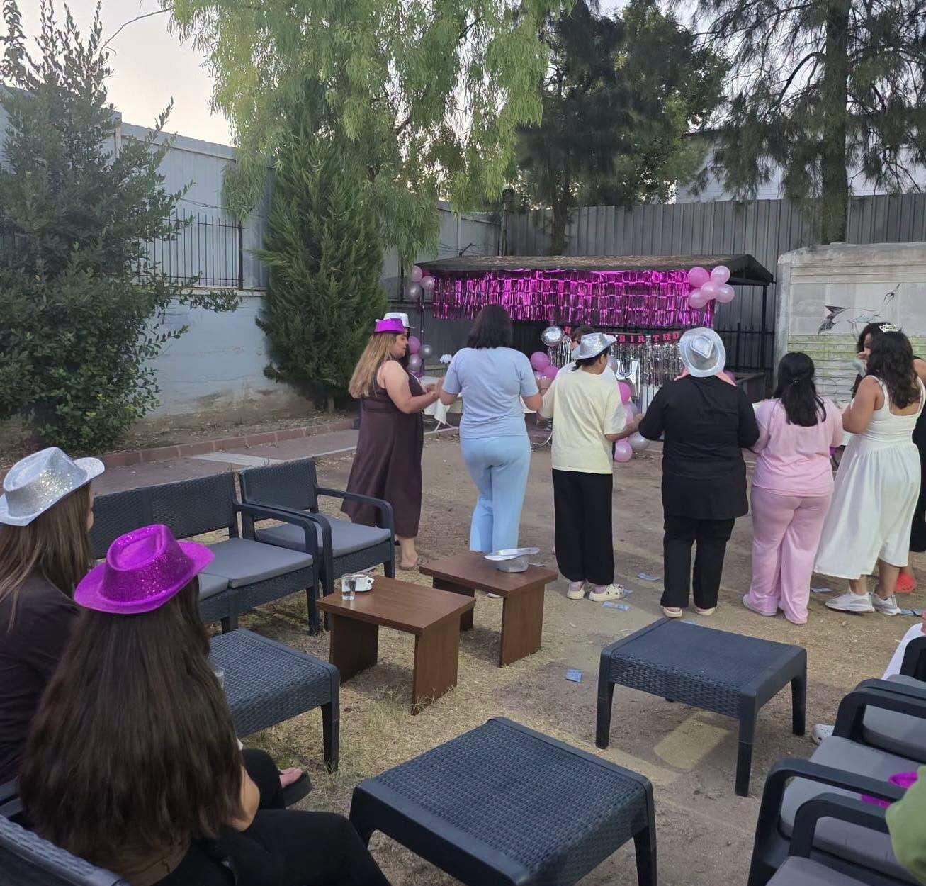 Manisa'da Hizmet Alan Çocuk İçin Anlamlı Doğum Günü Kutlaması-1