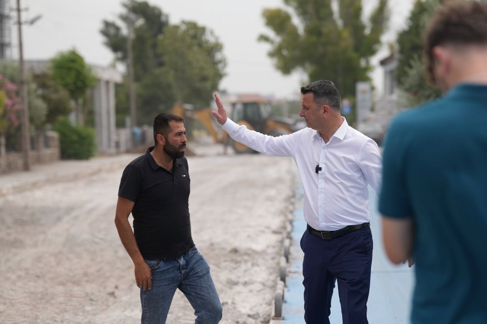 Akhisar’da Yol Yenileme Çalışmaları Hız Kazandı-1