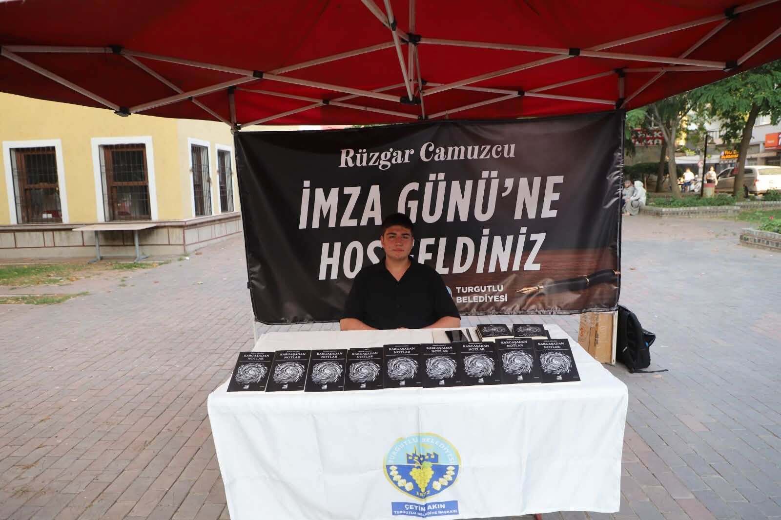 Turgutlulu genç yazar okurlarıyla buluştu-2