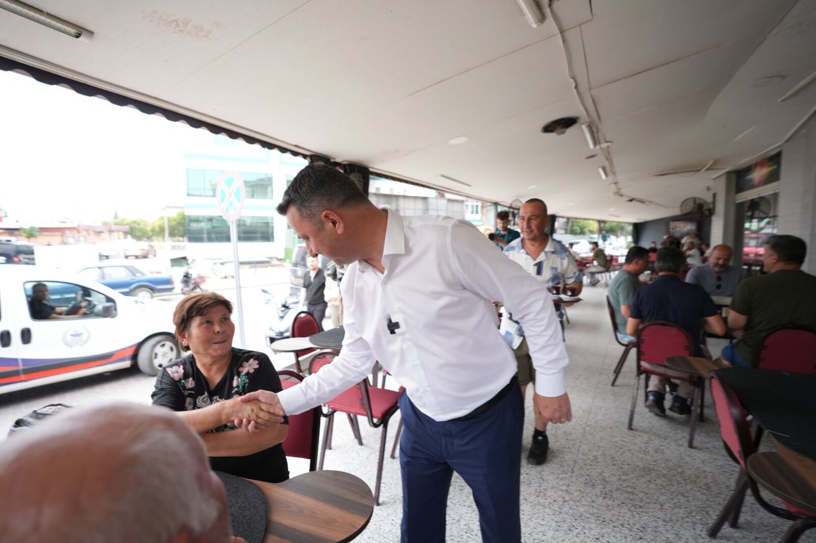 Akhisar’da Yol Yenileme Çalışmaları Hız Kazandı