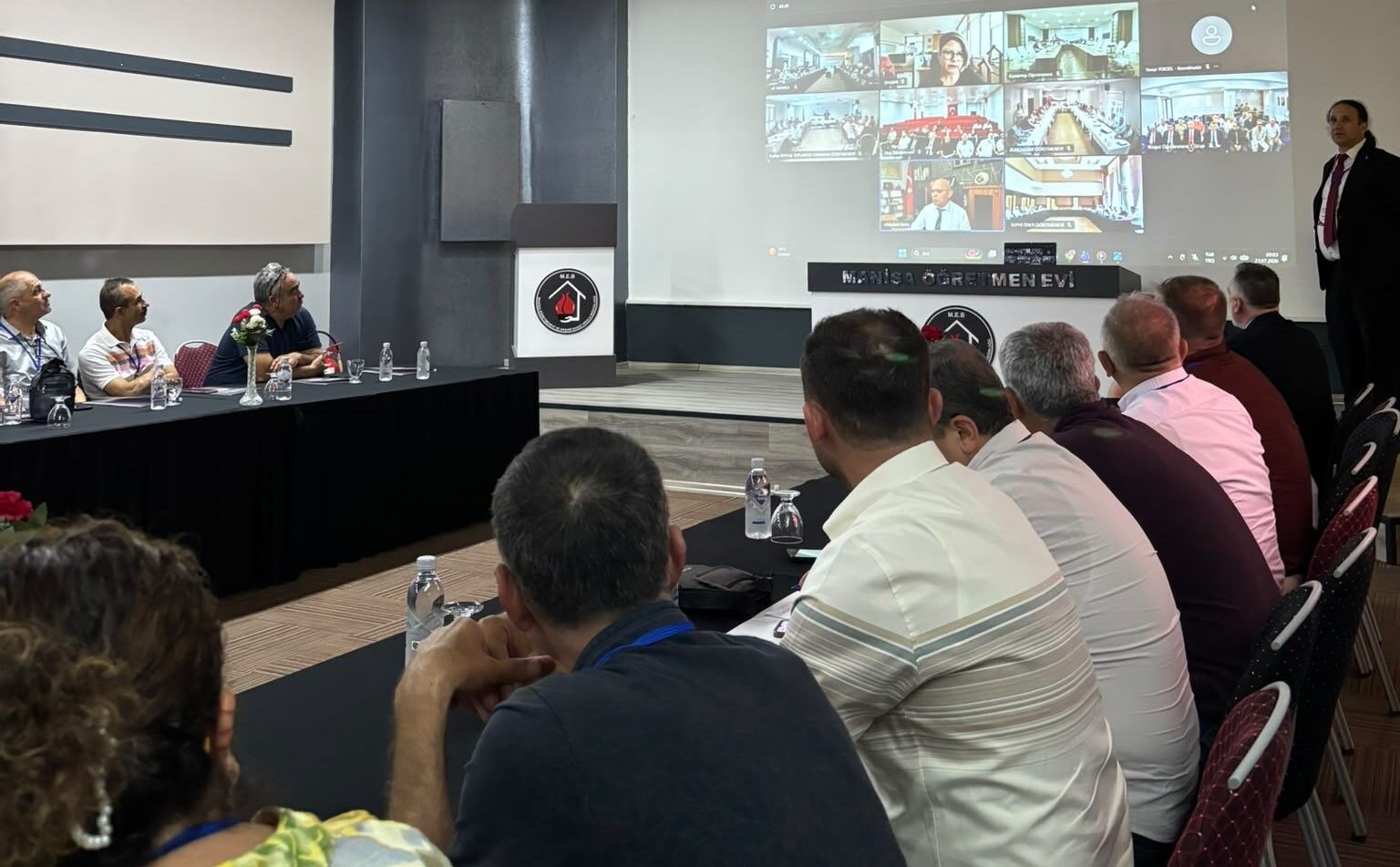8 Ilin Yöneticileri Manisa'da Buluştu! (2)