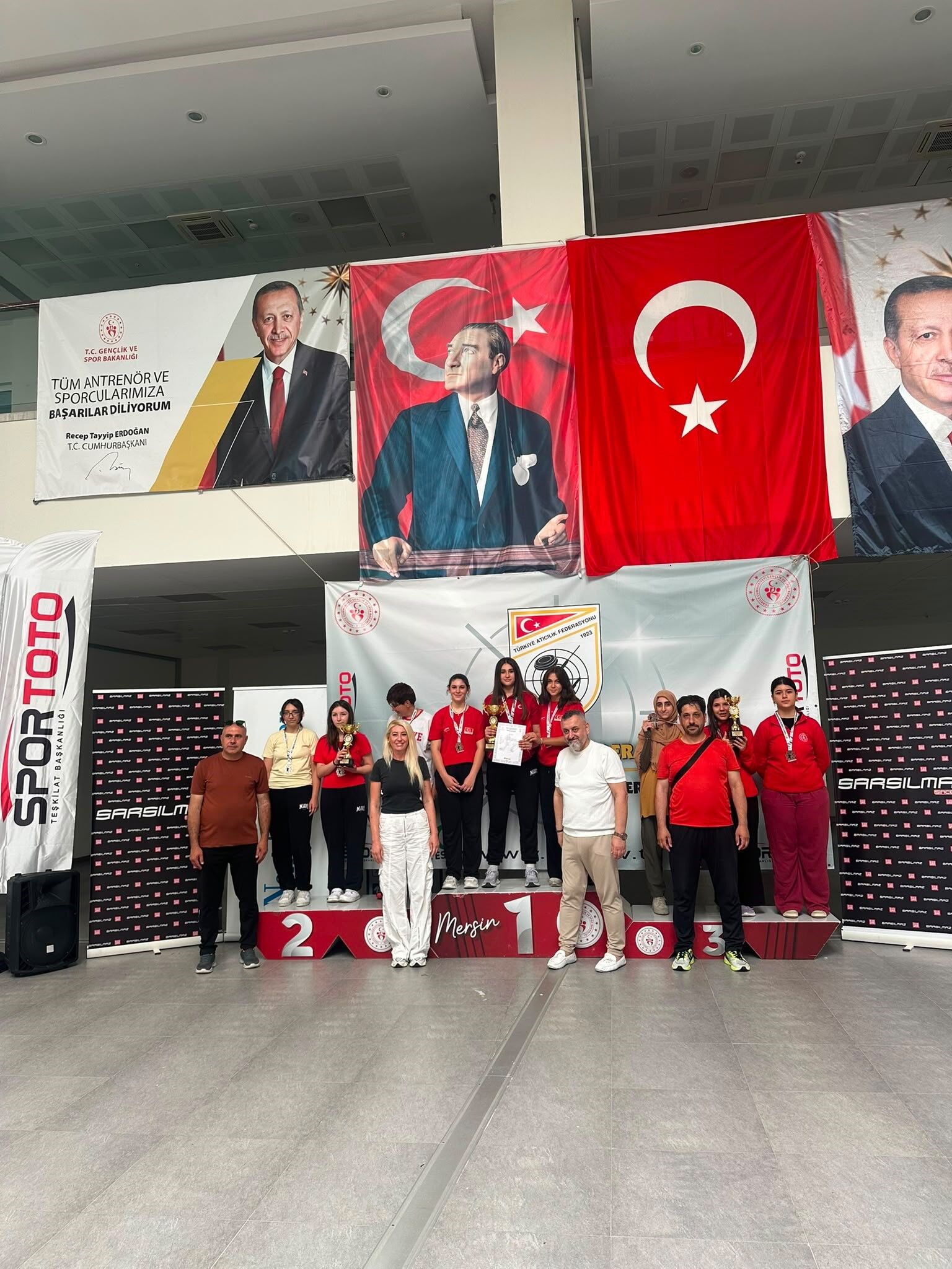 Manisalı sporculardan tarihi başarı-3