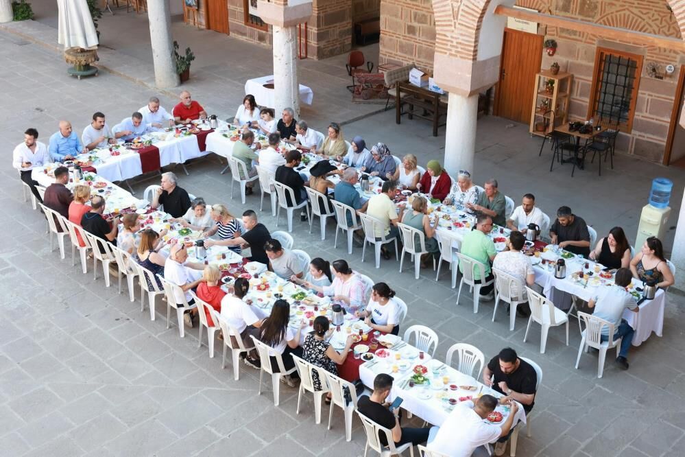 Şehzadeler'de sanatın adresi 'Kurşunlu Han' olacak