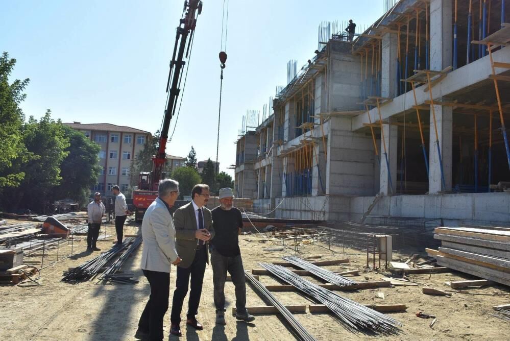 Salihli'ye modern 2 yeni okul!