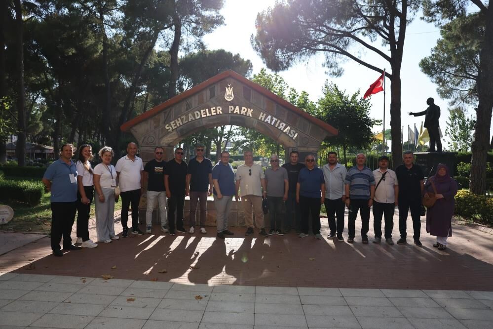 Öğretmenevi Müdürlerinden Şehzadelerpark’a tam not