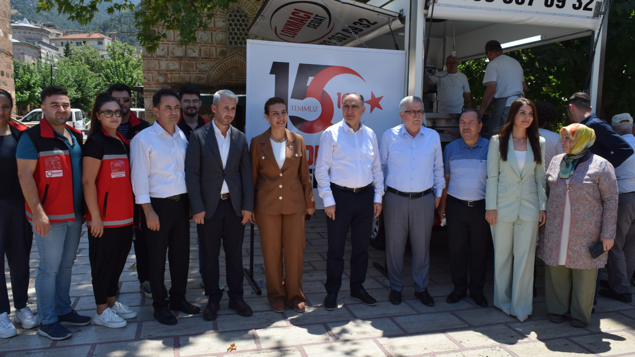 Manisa’da 15 Temmuz Şehitleri Dualarla Anıldı-1