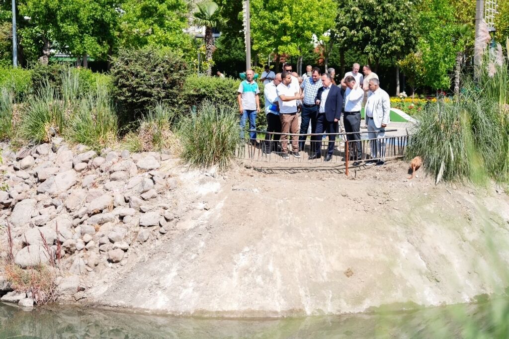 Besim Dutlulu Atatürk Kent Parkı’ndaki Çalışmaları Yerinde Inceledi (3)