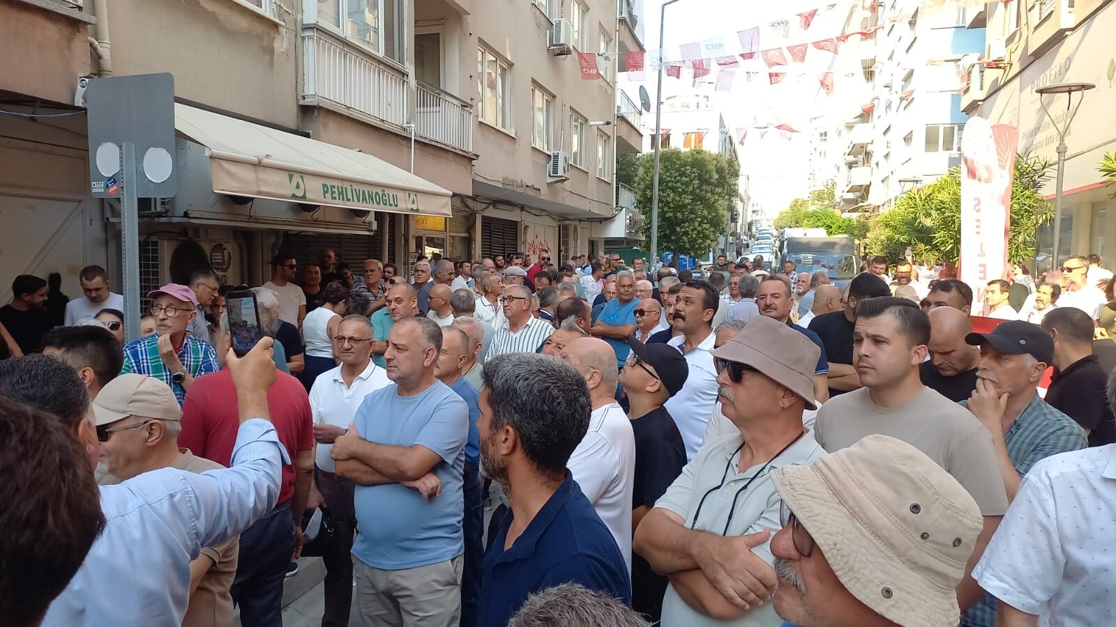 Chp'li Özalper Açıklama Yapıyor (4)