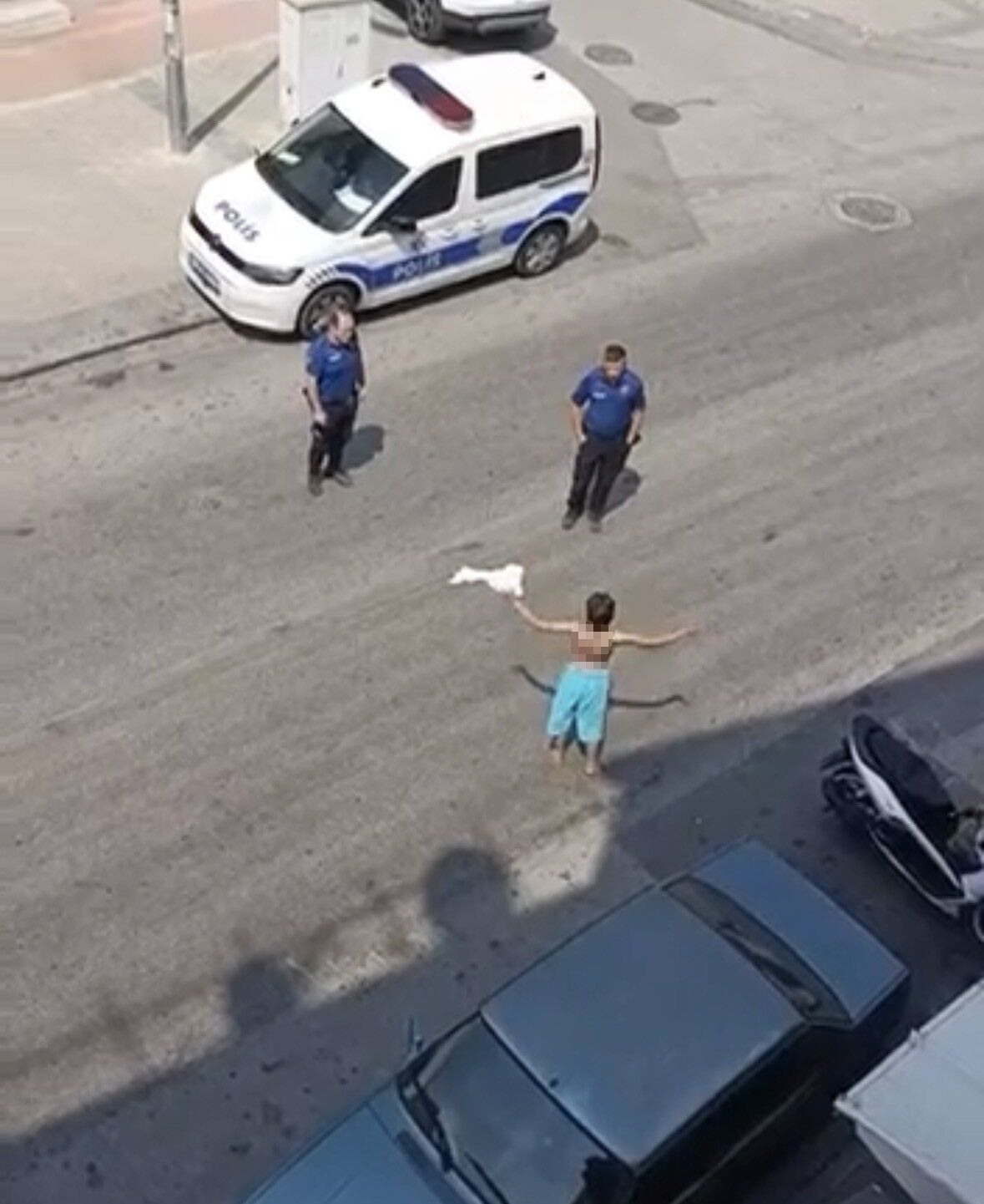 Denizli'de Hareketli Dakikalar 3. Kattan Atlayarak Canına Kıydı! (3)