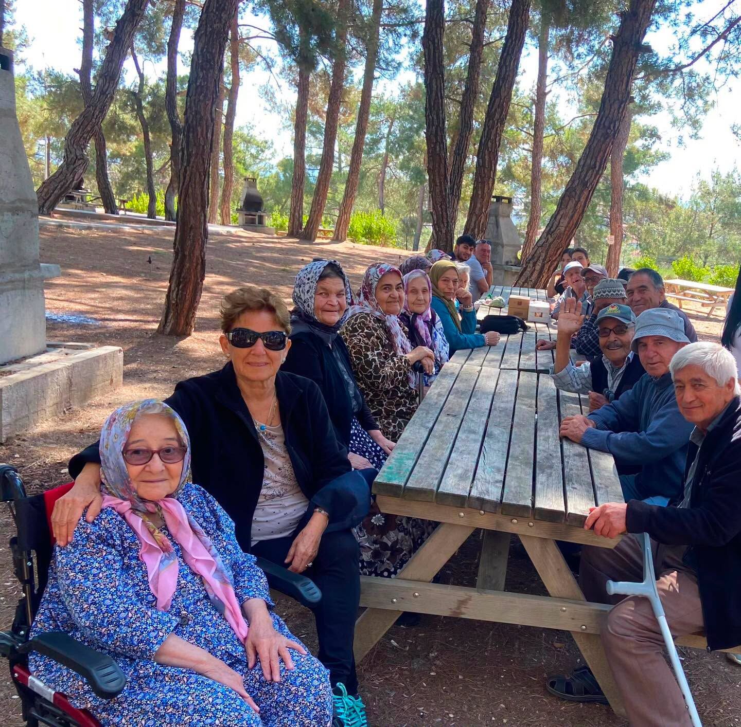 Huzurevi Sakinleri Millet Bahçesi’nde Bir Araya Geldi! (5)