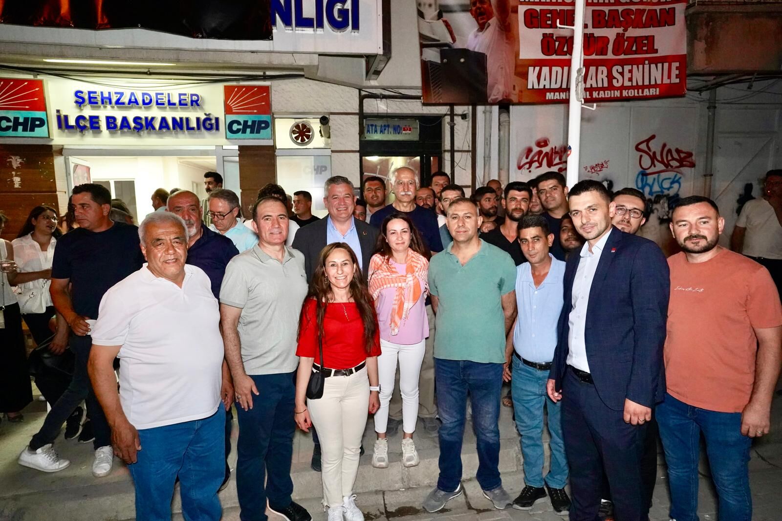 İlksen Özalper'e Gördes'ten Atlı Ve Zeybekli Destek (3)