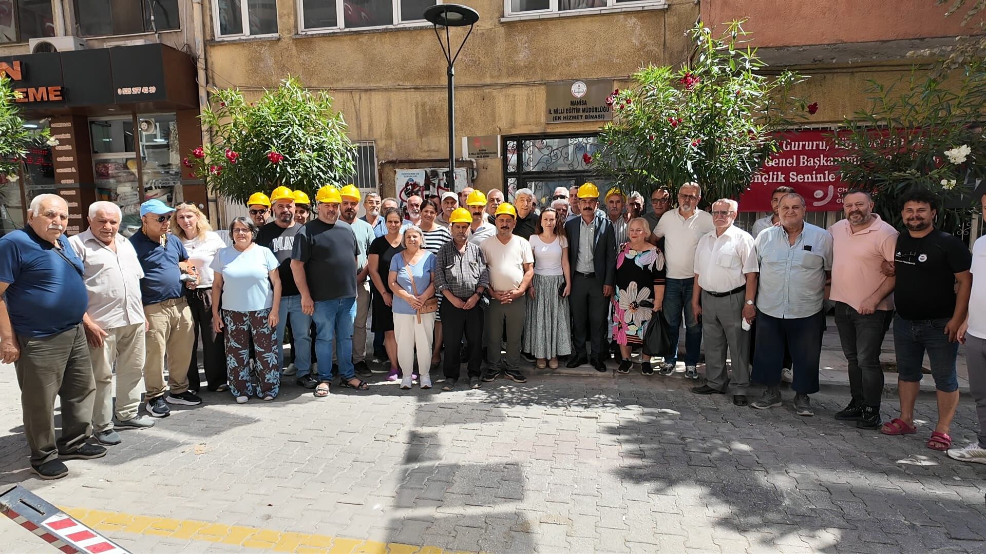 Madencilerden İlksen Özalper’e Güçlü Destek! (2)