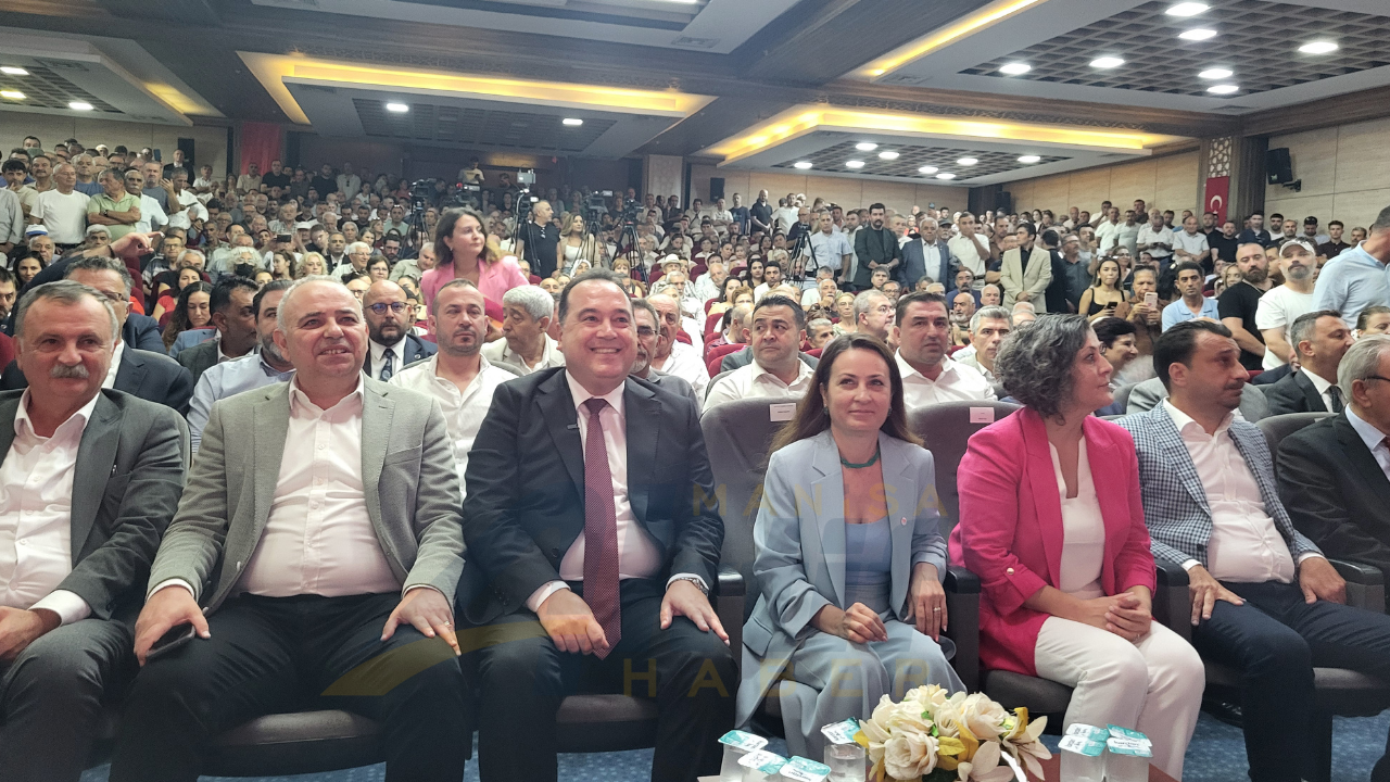 Manisa Büyükşehir Belediye Başkanı Dutlulu Ve 14 Ilçe Belediye Başkanı Yeni̇ Parti'ye Katıldı (3)
