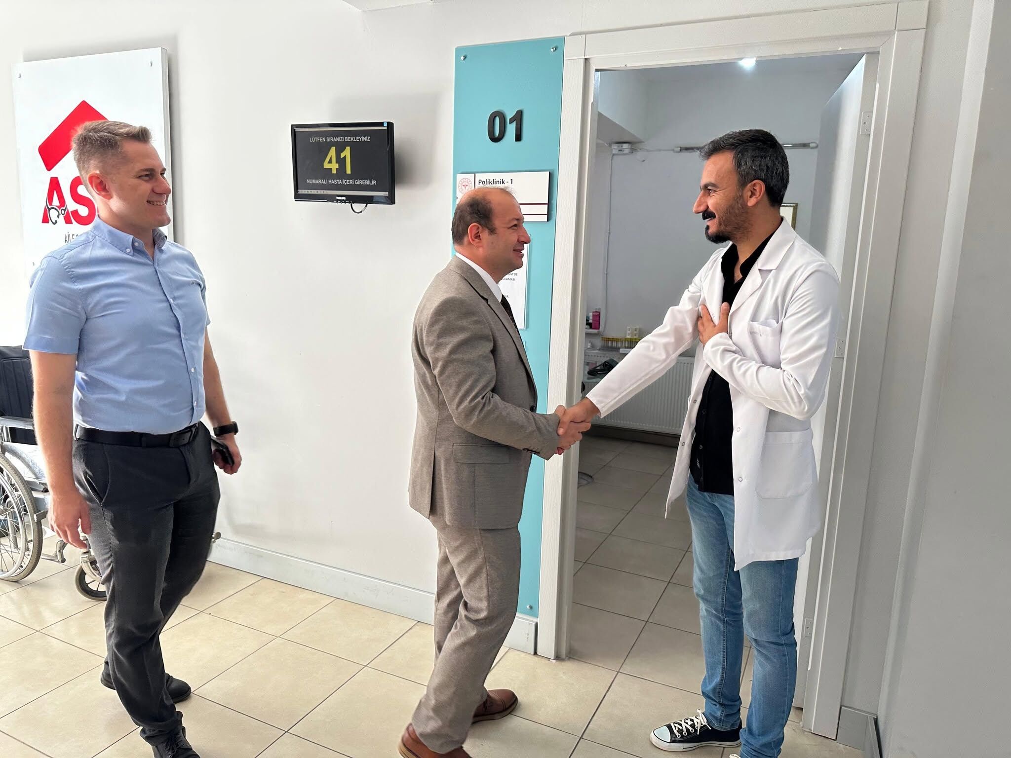 Manisa İl Sağlık Müdürü Zeren'den Saha Ziyareti (2)