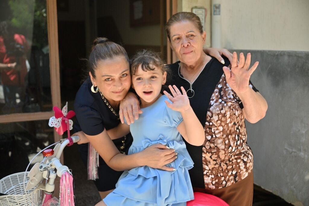 Manisa'da 7 Yaşındaki Mina’nın Bisiklet Hayali Gerçek Oldu! (1)