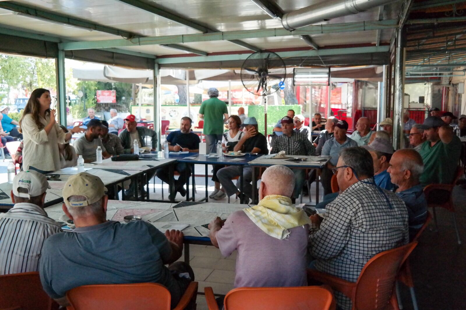 Manisa'da Çiftçilere Tarımda Yapay Zeka Anlatıldı (3)