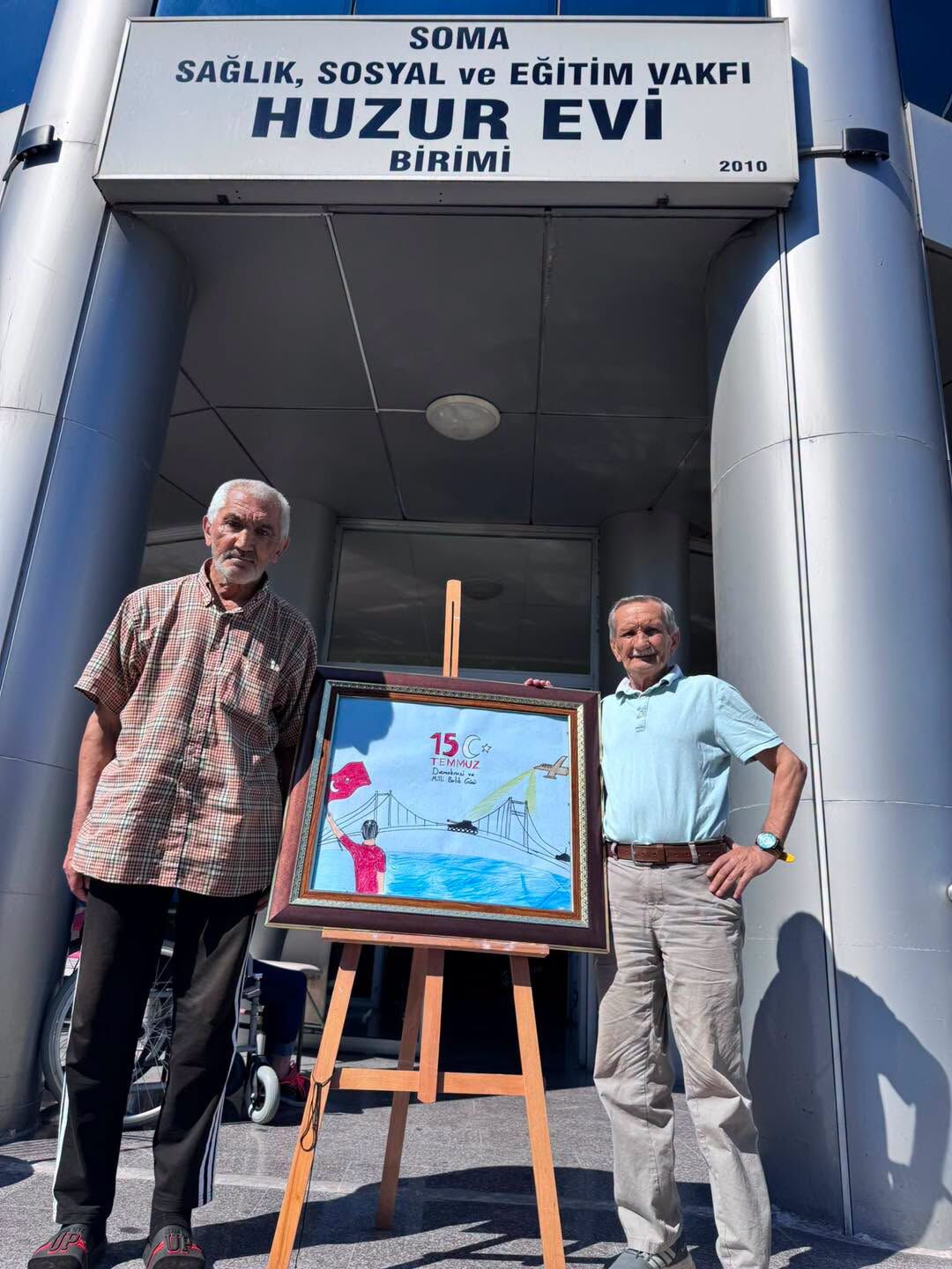 Manisa'da Huzurevi Sakinlerinden 15 Temmuz Çalışması (1)