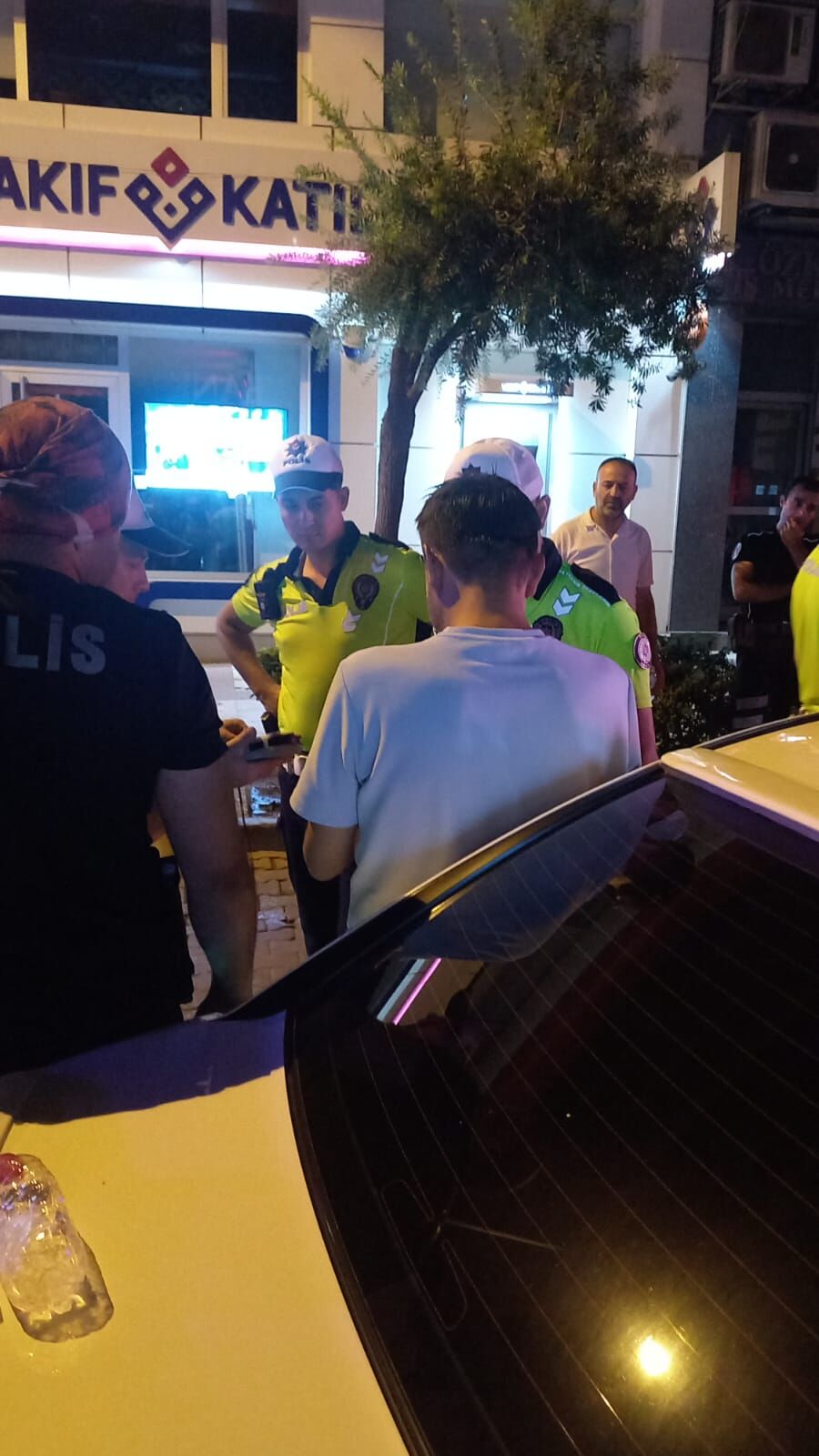 Manisa’da Korsan Taksi Avdan Kaçamadı Hem Alkollü Çıktı Hem Rekor Ceza Yedi! (1)