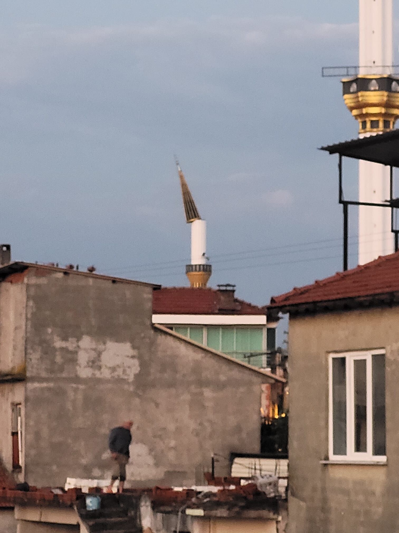Manisa’da Sağanak Ve Fırtına Etkili Oldu (2)