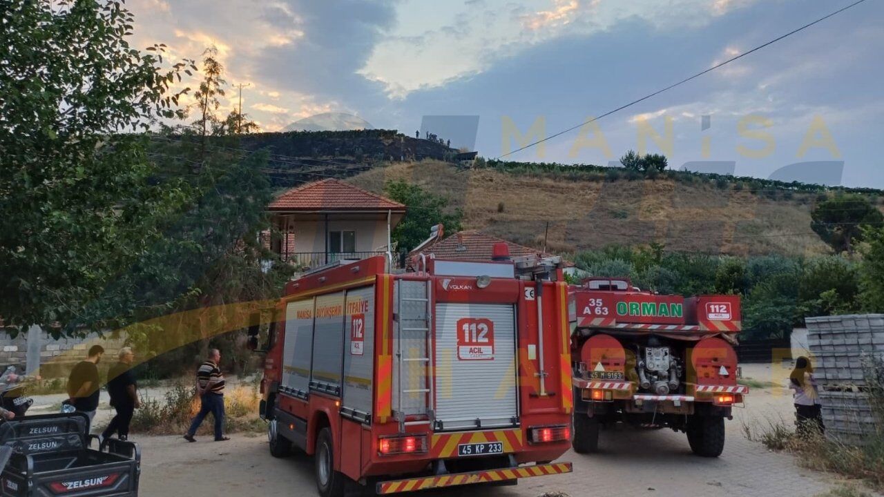 Sarıgöl’de Trafo Yangını Müdahale Sürüyor (1)