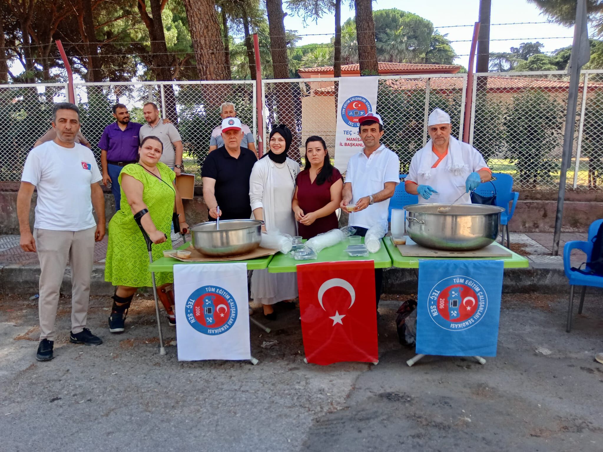 TEÇ-SEN Manisa'dan Muharrem ayında aşure hayrı