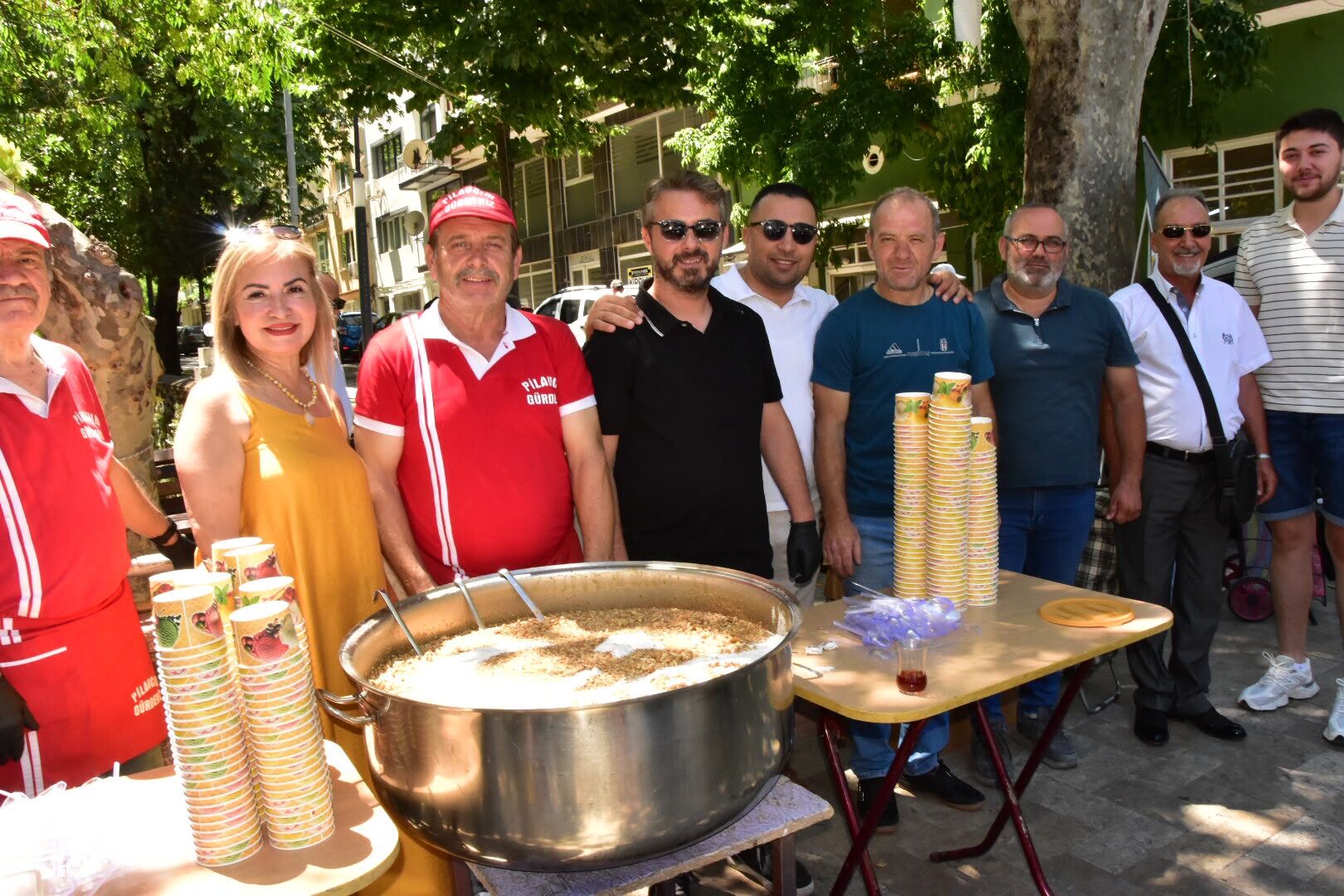 MESO'nun aşure hayrı vatandaşları buluşturdu