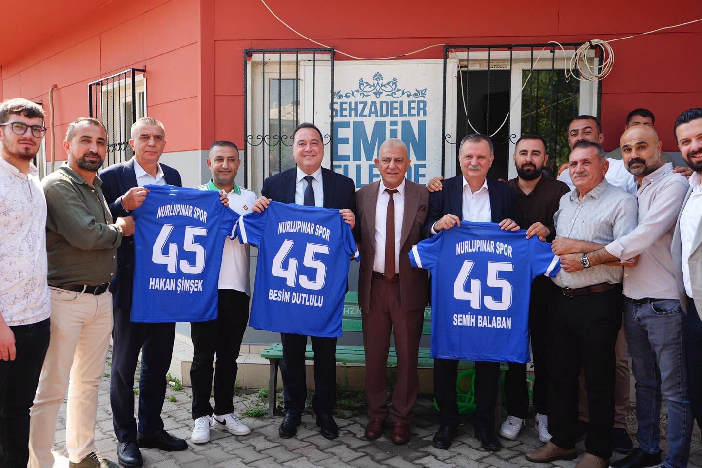 Besim Dutlulu, Nurlupınar'da vatandaşlarla buluştu!-1