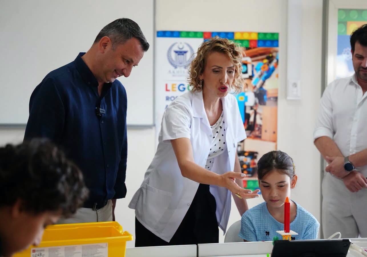 Miniklerin teknoloji heyecanına Ekrem Kayserili ortak oldu