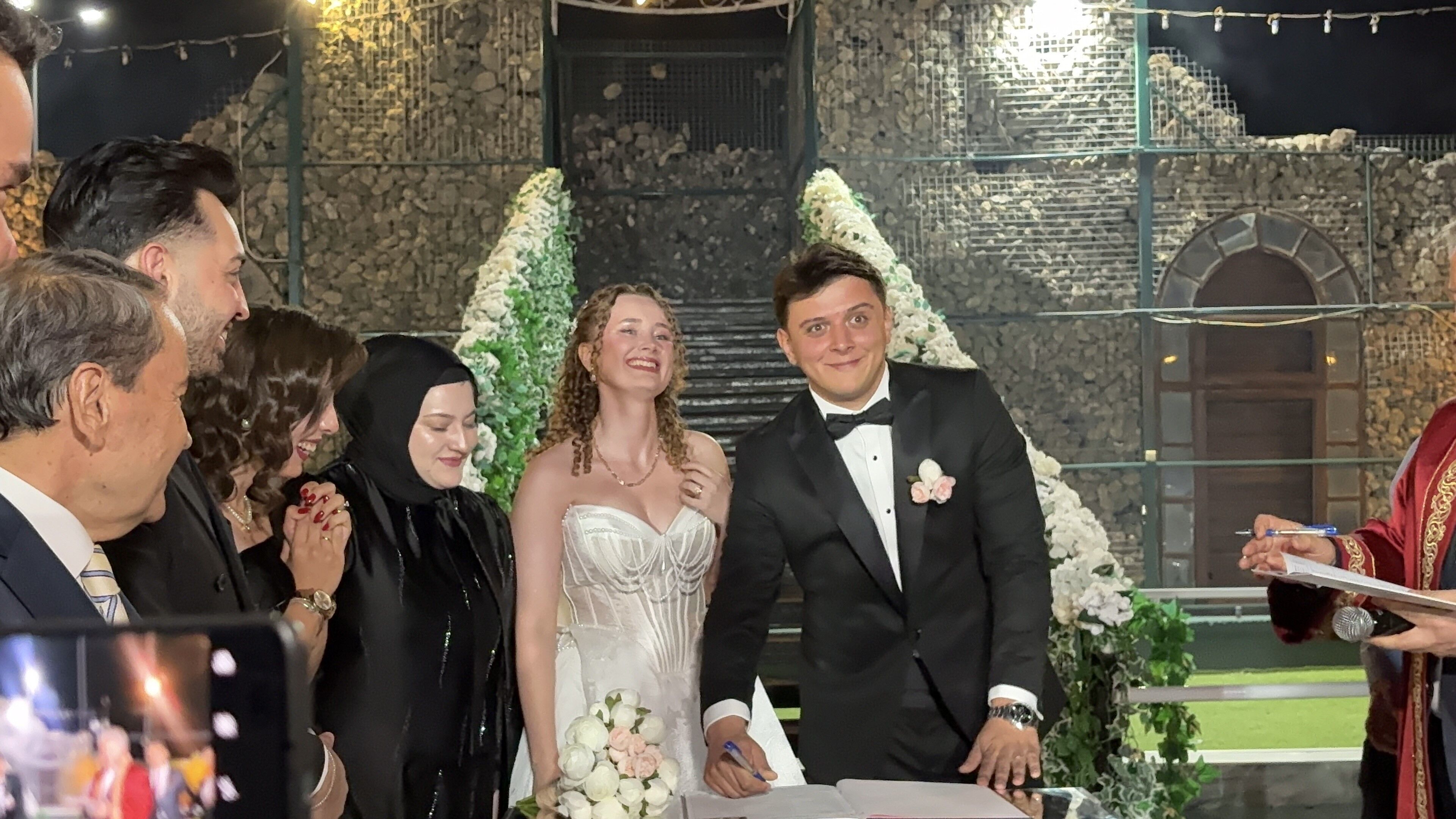 BİK İzmir Bölge Müdürü Başeğmez’in Kızı Dünyaevine Girdi-.3.1