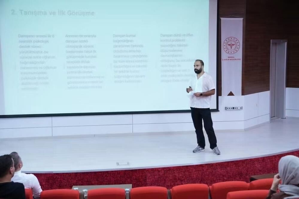Manisa'da bağımlılıkla mücadele masaya yatırıldı!
