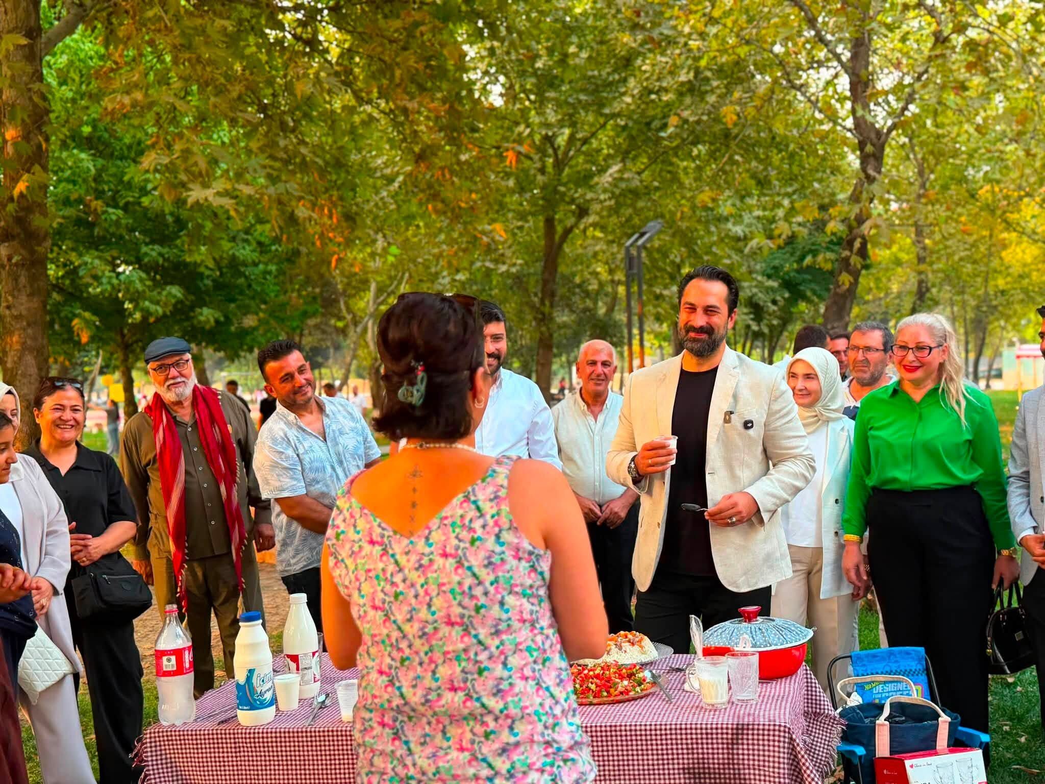 Ak Parti Manisa Milletvekili Arınç’tan Turgutlu’da Yoğun Temas (4)