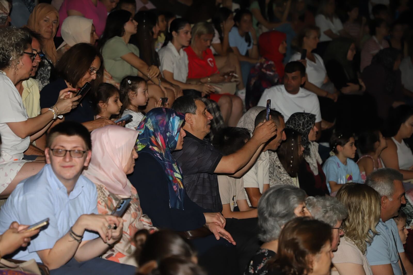 Etkinliğe Katılan Vatandaşlar Keyifli Bir Akşam Yaşadı (3)