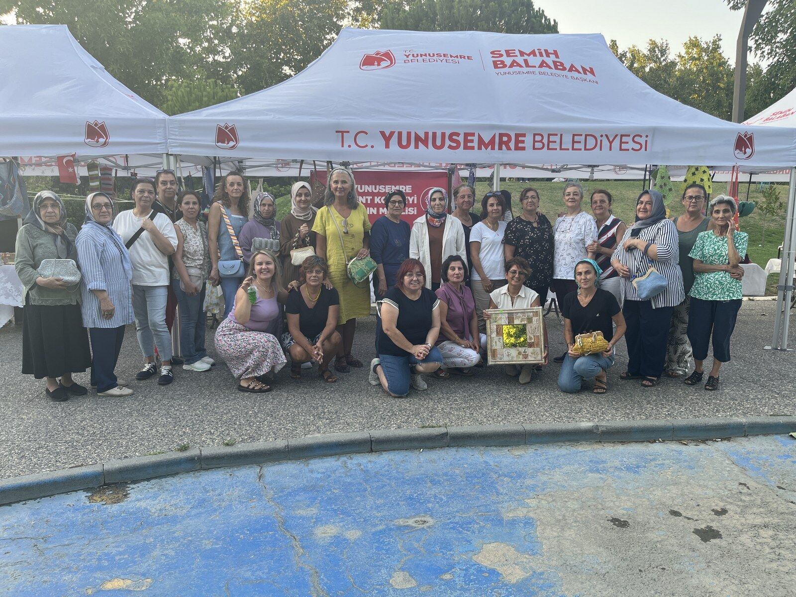 Manisa'da Kadınların El Emeği Ürünleri Satışa Sunuluyor (6)