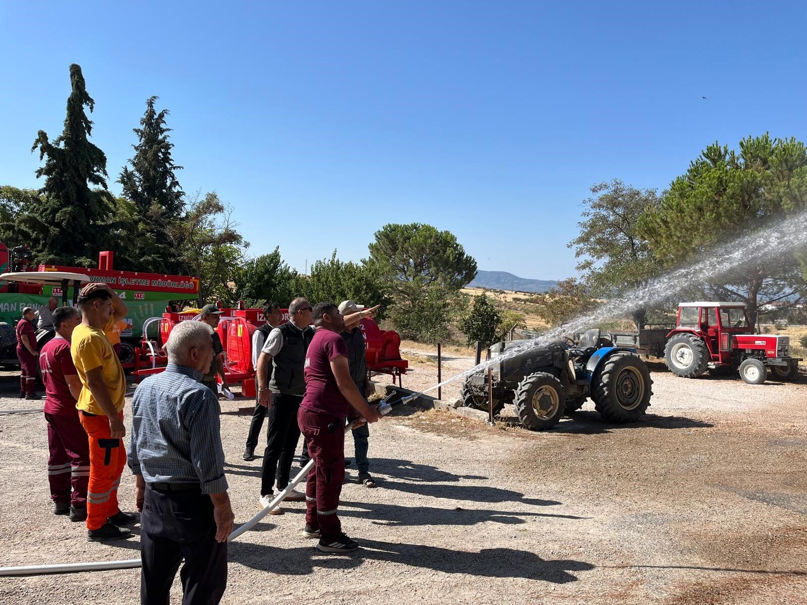 Manisa'da Orman Yangınlarına Karşı Güç Tankerler Teslim Edildi (3)
