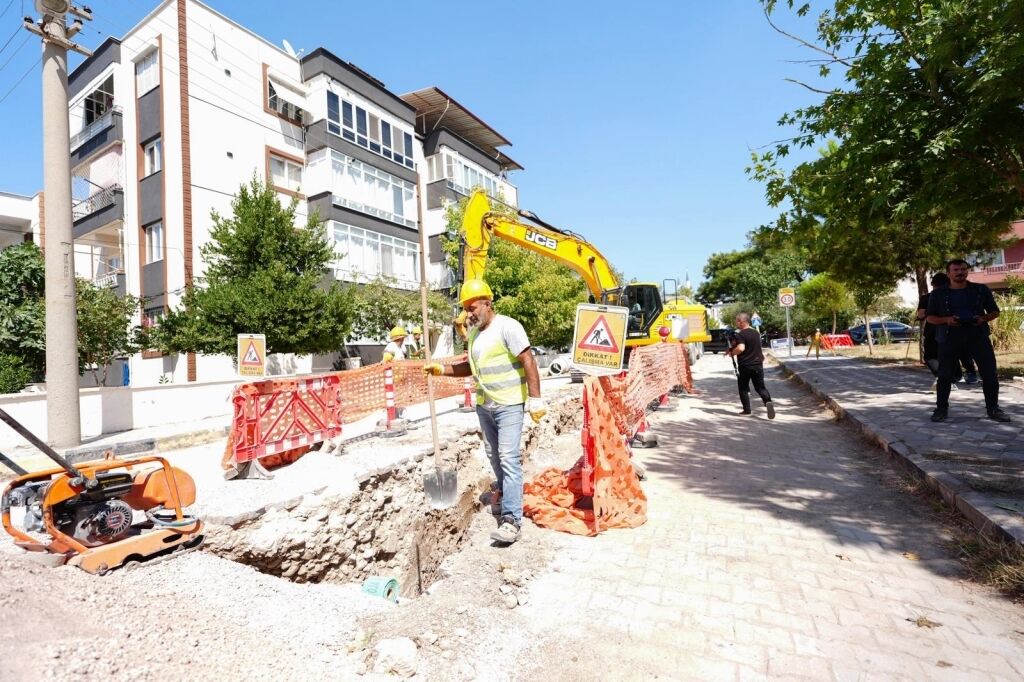 Manisa'nın Ilçesine 20 Milyon Liralık Altyapı Yatırımı (2)