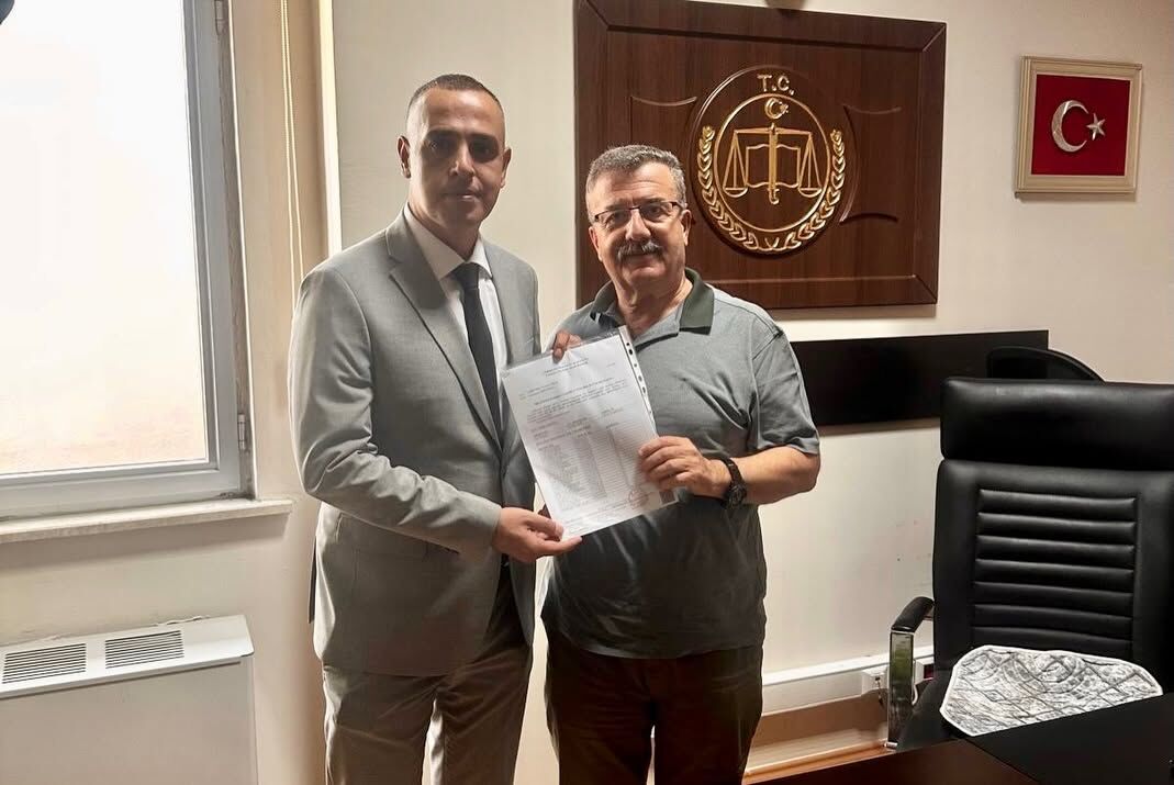 Mhp Yunusemre İlçe Başkanı Ali Özkan Mazbatasını Aldı (1)