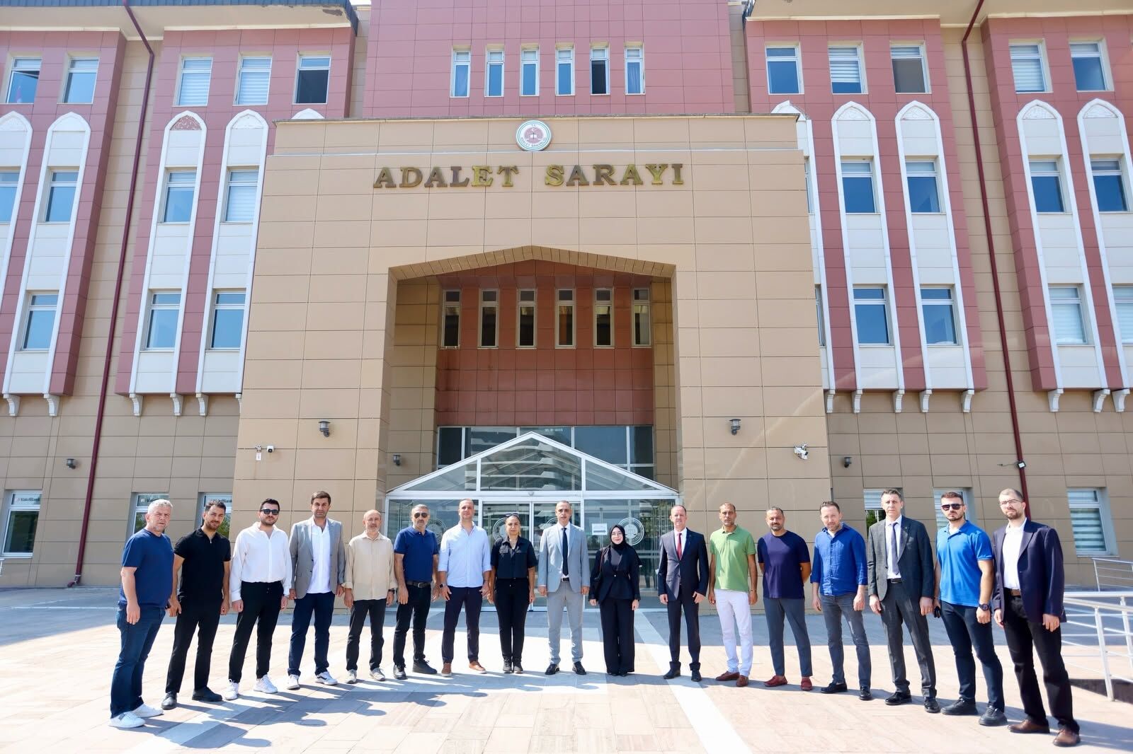 Mhp Yunusemre İlçe Başkanı Ali Özkan Mazbatasını Aldı (3)
