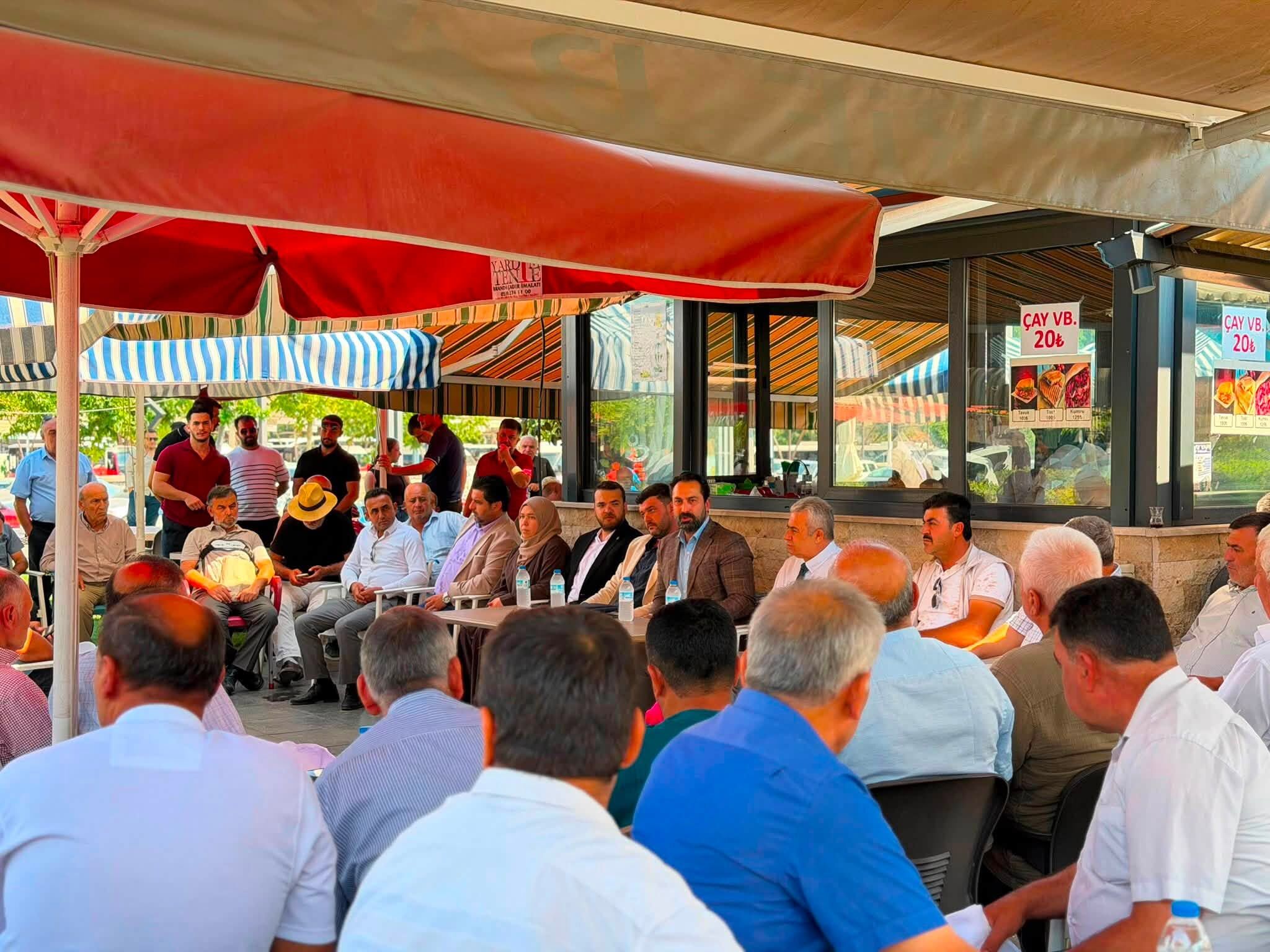 Mücahit Arınç'tan Manisa'da Yoğun Saha Mesaisi! (2)