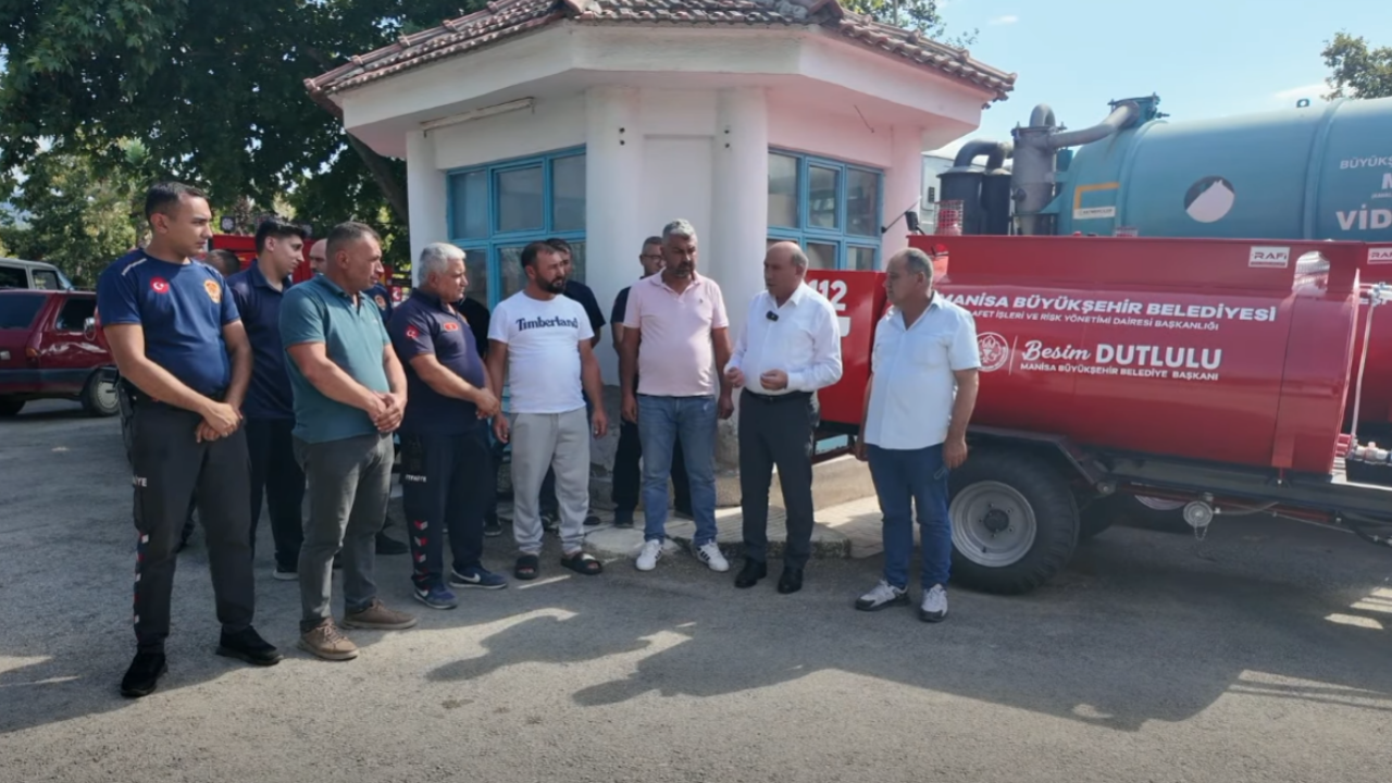 Sarıgöl'de Üç Mahalleye Daha Tanker Desteği (2)
