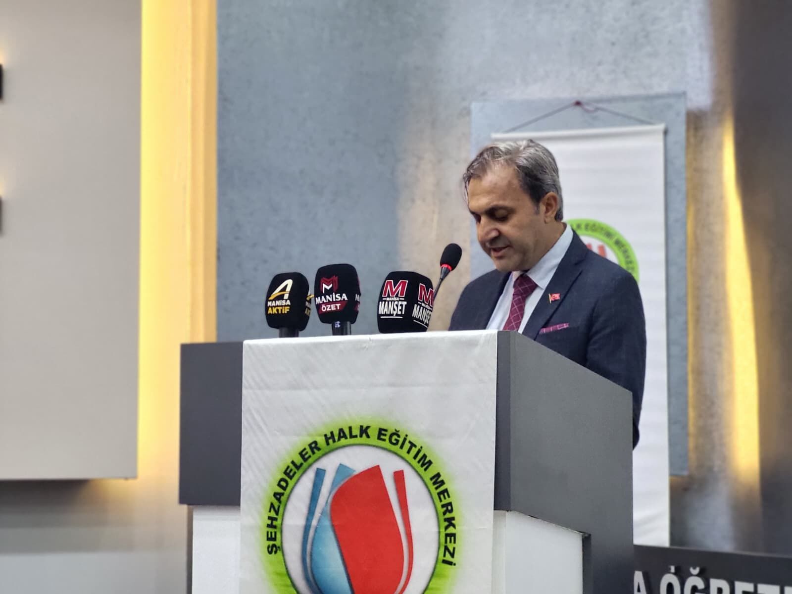 Şehzadeler Halk Eğitim Merkezi Yeni Dönem Için Toplandı (1)
