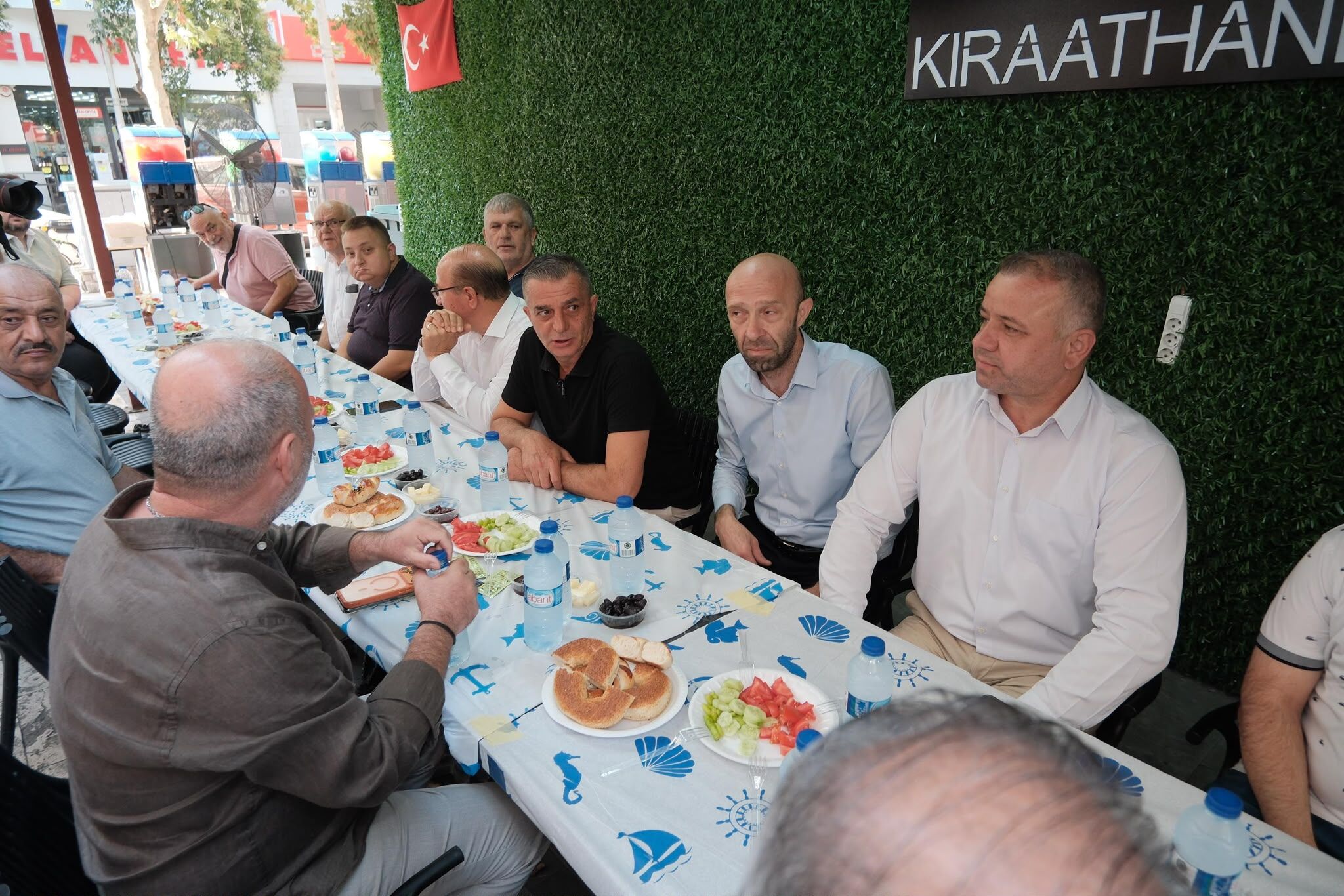 Şehzadeler’de Esnaf Buluşmasına Yoğun Katılım (2)
