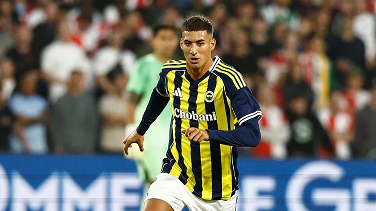 Fenerbahçe'de sakatlık şoku! Aylarca forma giyemeyecek-.1
