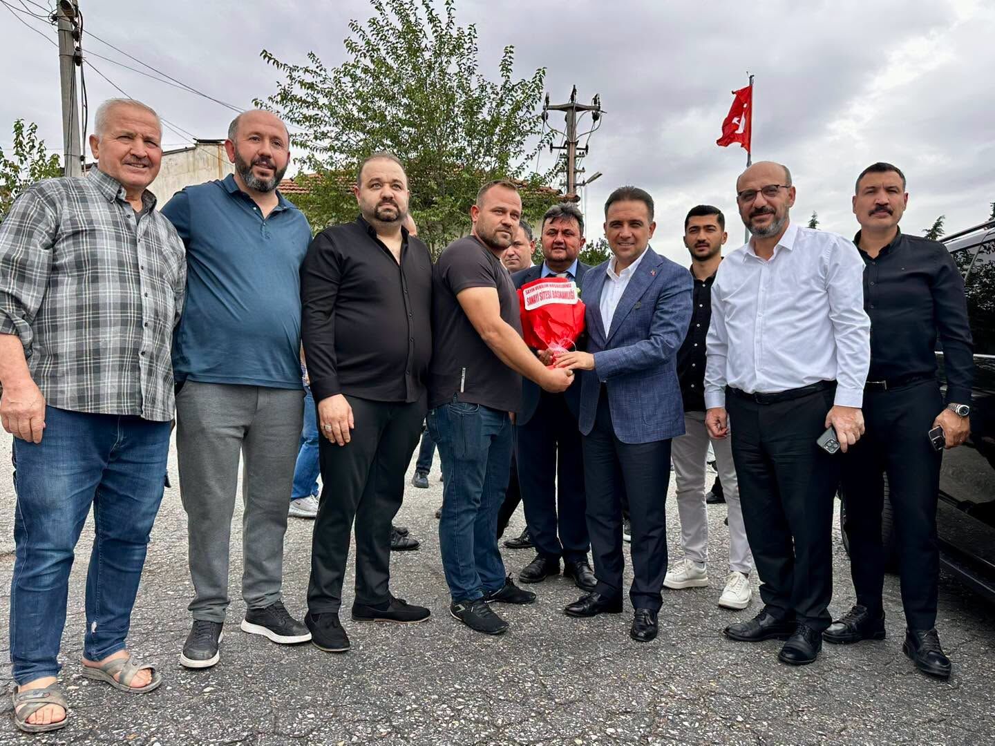 Murat Baybatur'dan Kula'da yoğun mesai!