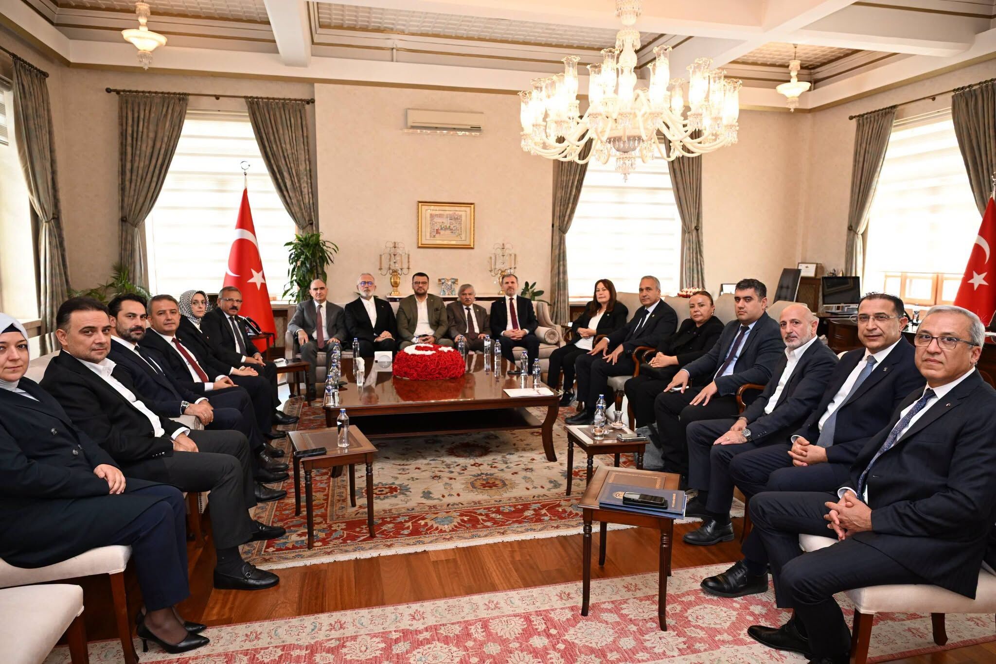 Turgutlu’daki saldırının ardından Manisa’da kritik görüşme-.47