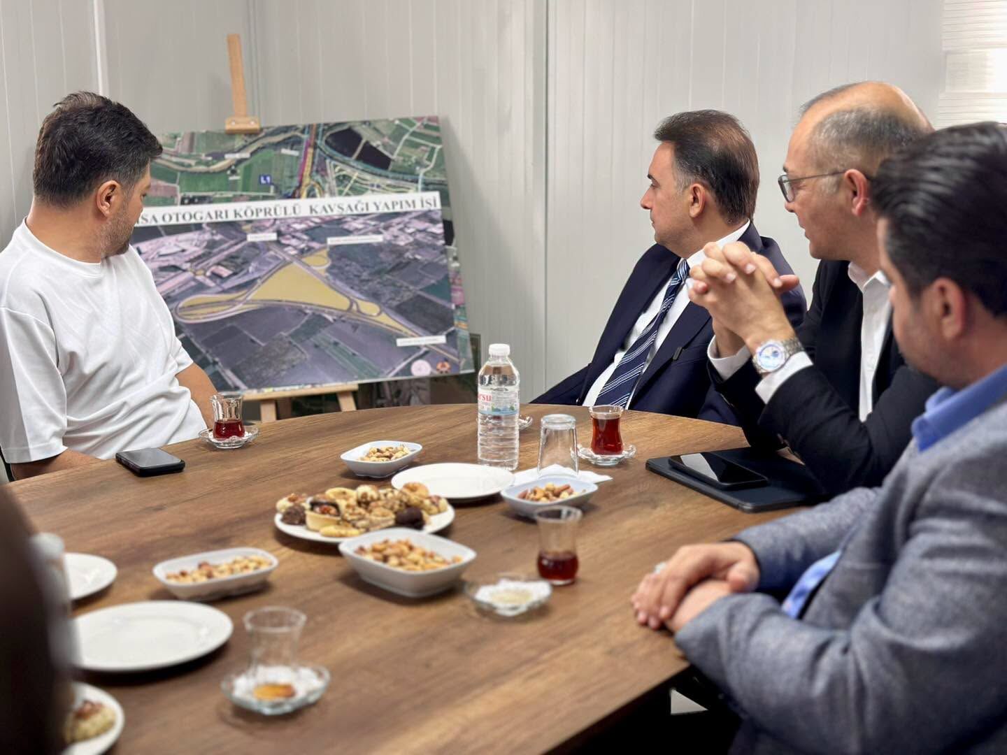 Baybatur’dan Gediz Köprülü Kavşağı’nda saha incelemesi-1