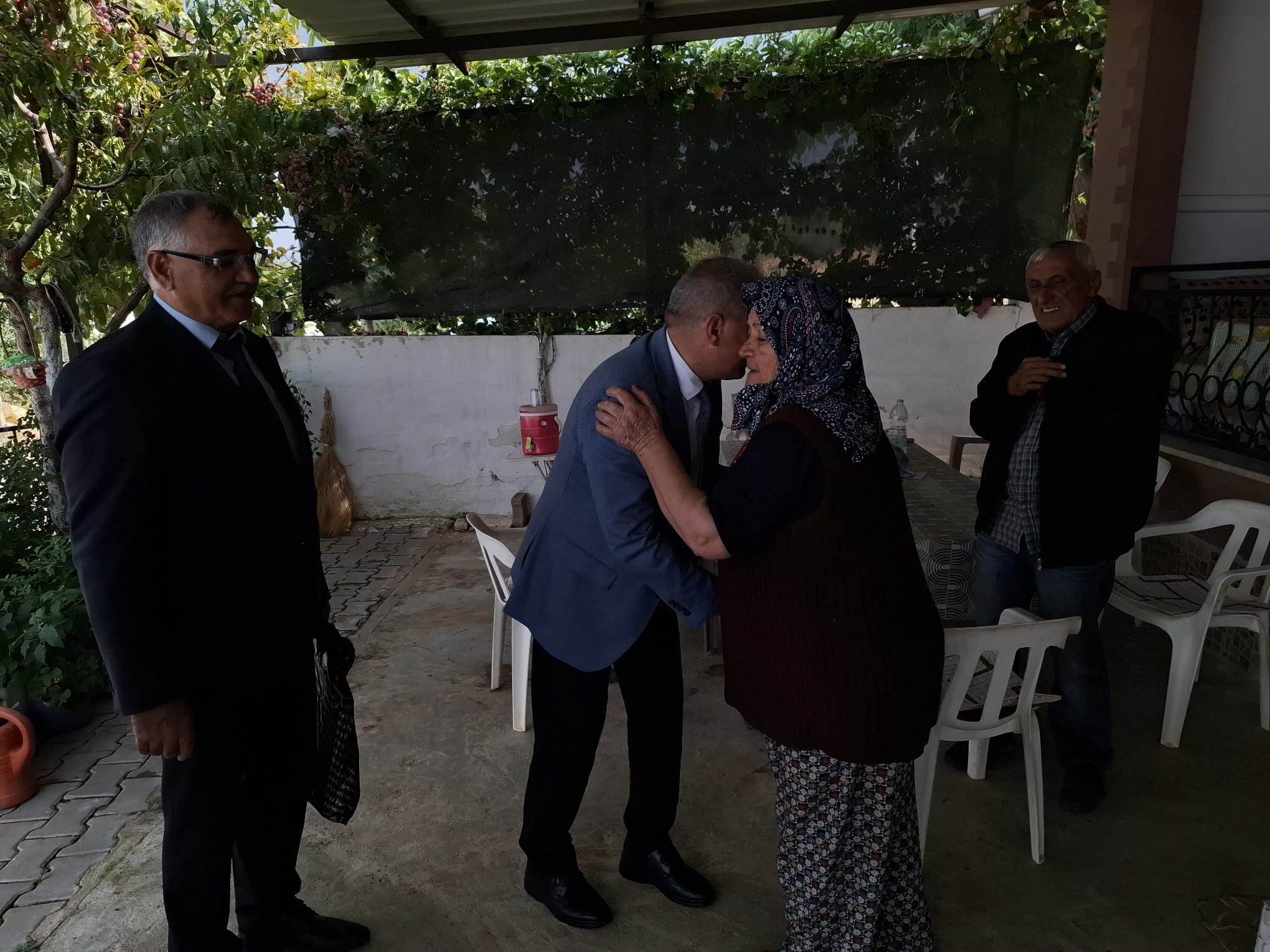 Sarıgöl’de Şehit Esin Akay’ın Ailesine Anlamlı Ziyaret-.1