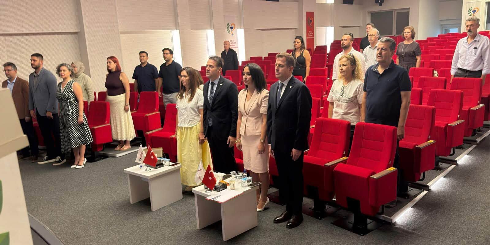 Eczacılığın Geleceği Manisa’da Masaya Yatırıldı (1)