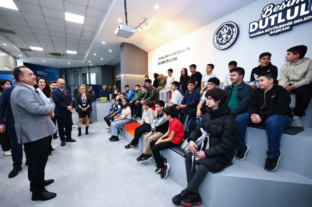 Geleceğin Yazılımcıları Manisa'da Yetişiyor! (5)
