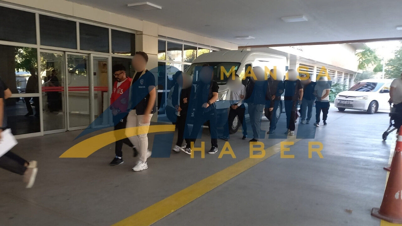 Mani̇sa Merkezli̇ 11 İlde 'Fon' Operasyonu 20 Gözalti Haber Içi (1)